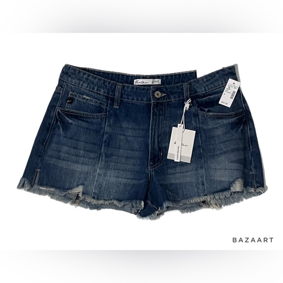 KanCan Pants - NWT KanCan High Rise Frayed Hem Distressed Jean Shorts Size 29